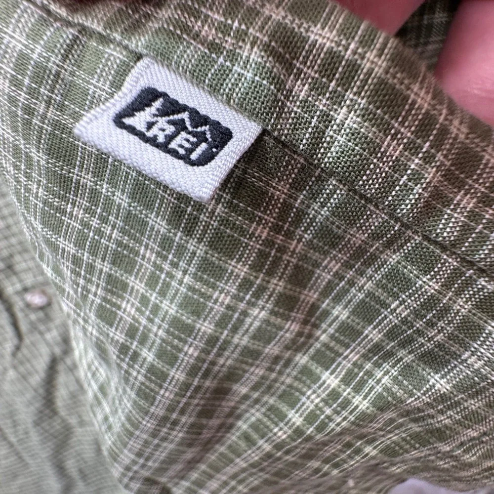 REI button front